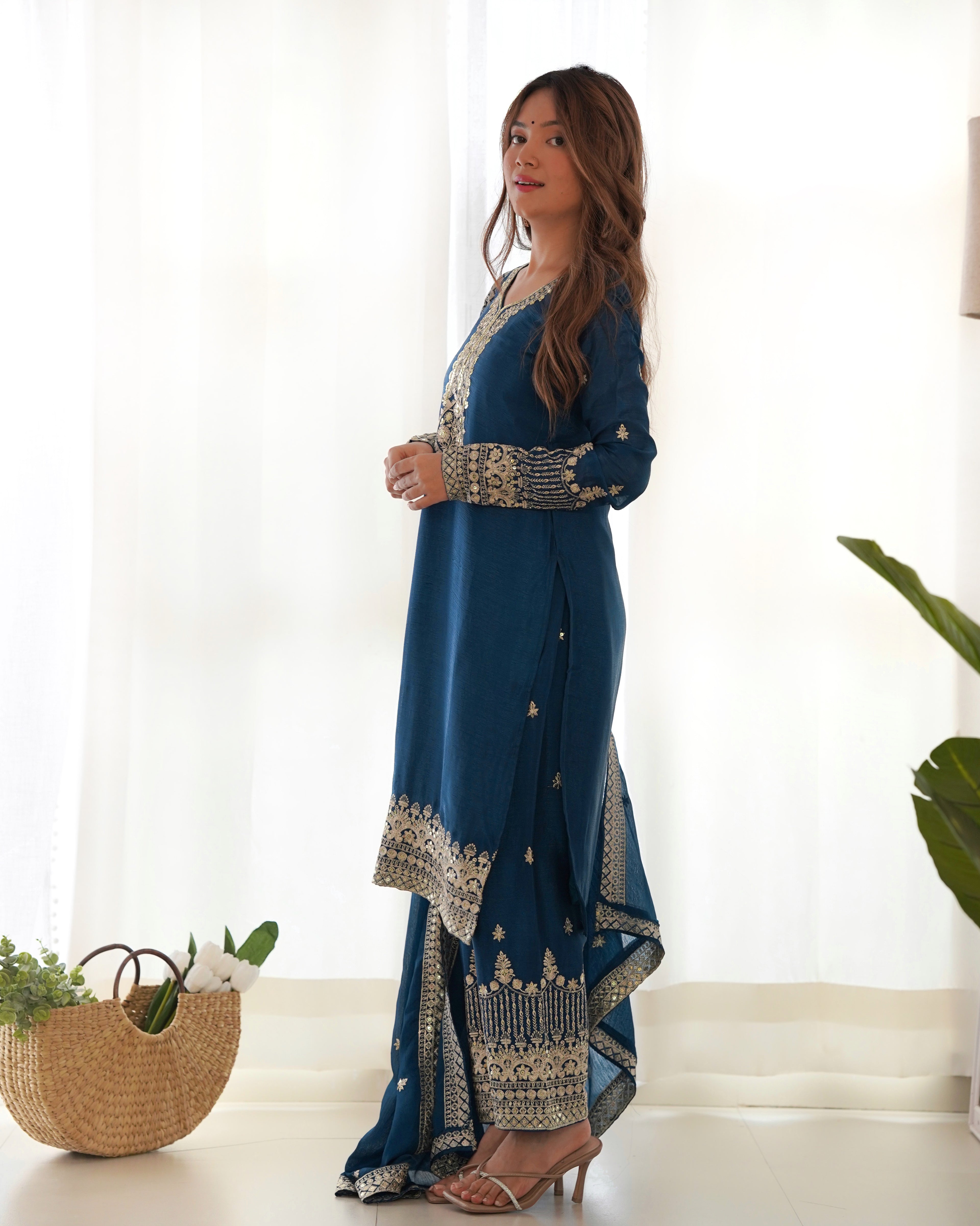 Royal Teal Pure Chinon Silk Embroidered Kurta Set with Dupatta & Trousers