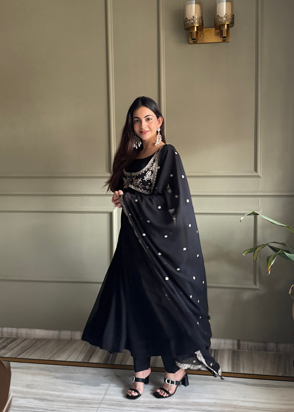 Black Premium Fox Georgette Fully Flared Anarkali