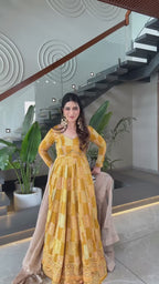 Elegant Tabby Organza Peplum Style Sharara Set